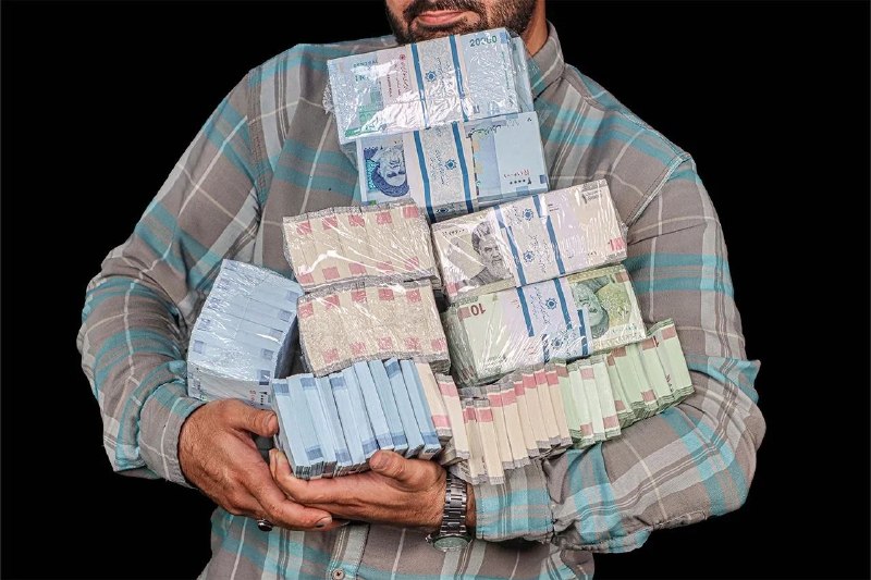 بیدار بورس: ‼️ مطالبات بانک‌ها از دولت در ۲۳ سال ۱۳۷ برابر شد🔹مانده بدهی بخش دولتی به سیستم بانکی از ۲۰۶ هزار میلیارد ریال در پایان 