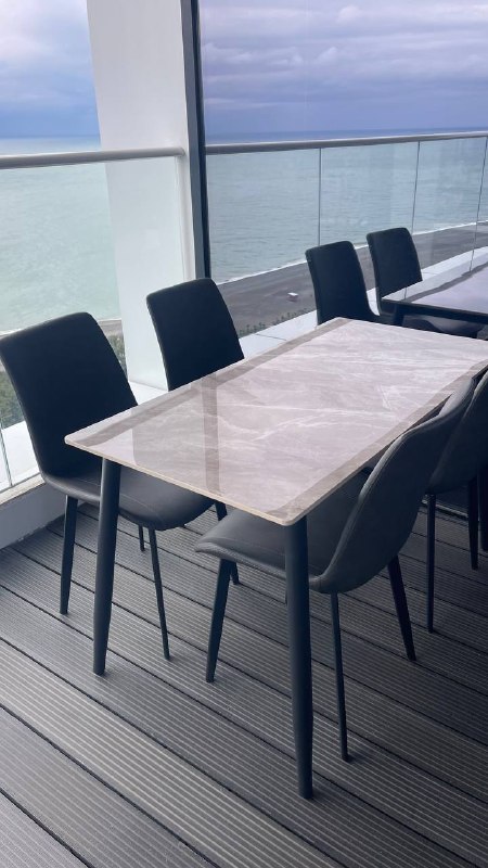 Продается обеденная зона