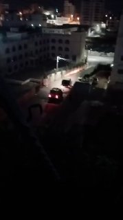 וידאו| כוחות ישראל פתחו במסע תקיפות ומעצרים במהלך ההסתערות על אזור הדרום בעיר חברון.