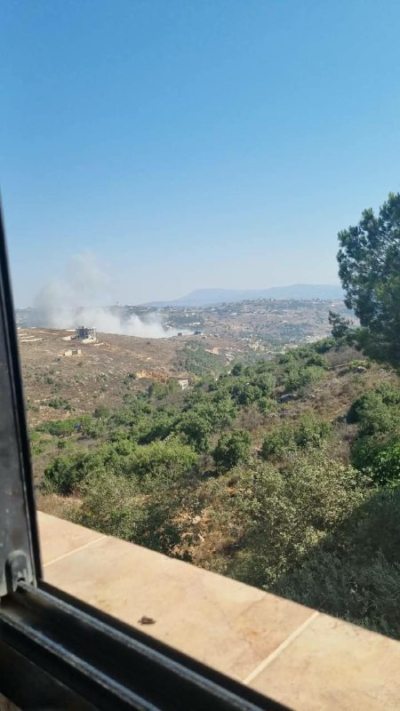 דחוף: מטוסי הכיבוש פתחו בפשיטה על ואדי סרבין, דרומית ללבנון.