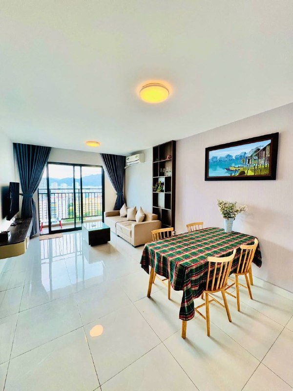 Сдаётся квартира, 2 спальни, 70 м², Vạn Thạnh