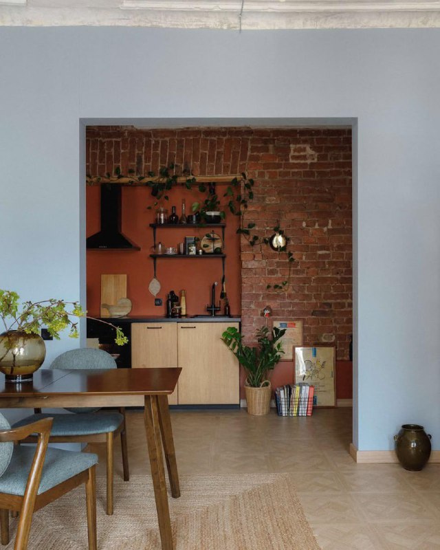 Квартира в доме 1905 года, Санкт-Петербург Во время ремонта под ламинатом обнаружили дореволюционную метлахскую плитку её бережно отреставрировали ... - изображение 2 - квартира, доме, 1905