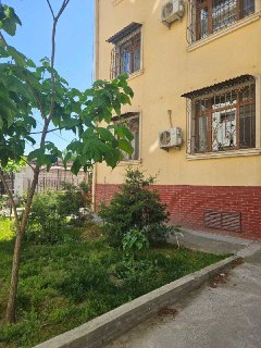Продается 3 х комнатная квартира, Алмазарский район, по улице Нурофшон