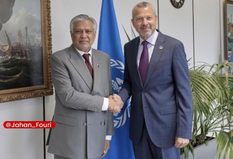 جهان بینالملل فوری🌍: وزیر خارجه پاکستان با دبیرکل سازمان بینالمللی دریانوردی در لندن دیدار کرد🔹محمد اسحاق دار معاون نخستوزیر و وزیر امور خا