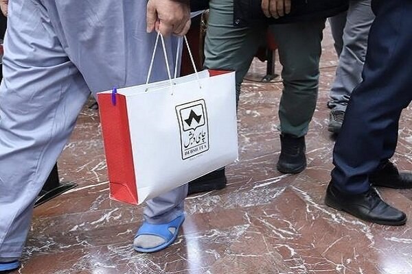 دیده بان ایران: 🔴 توقیف ۶۷ ملک صاحب چای دبش🔹️ دادستان تهران، از توقیف و تعیین تکلیف بیش از ۱۶ همت از اموال محکوم اصلی پرونده چای دبش برا