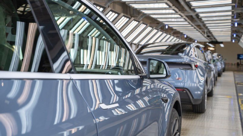 В Китае началось производство обновленной Tesla Model Y 6