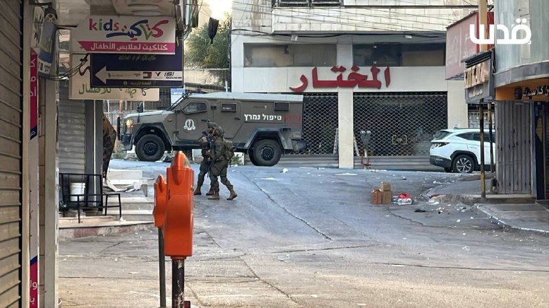 חלק מהסתערות כוחות הכיבוש על מרכז העיר שכם, במקביל לפשיטה על מטה עמותת הצדקה סולידריות
