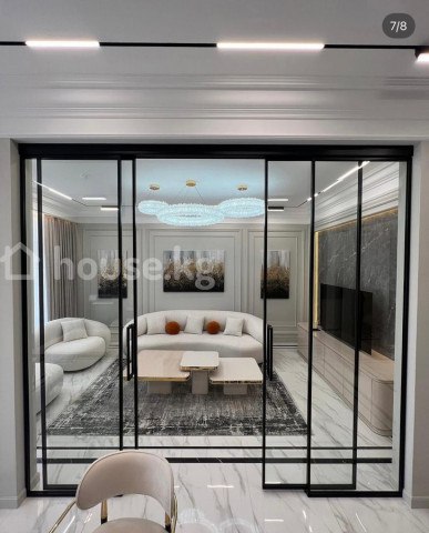Продажа, квартира, 3-комн., 140 м2Адрес: Бишкек, Магистраль, Токомбаева, 25 / Сухэ-БатораЦена: $420 000 (36 787 800 сом)Жилой комплекс: МонакоТип предложения: от собственникаСерия: элиткаДом: монолитн