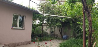 Продаётся дом 12,5 соток на улице Мухтара Ашрафи
