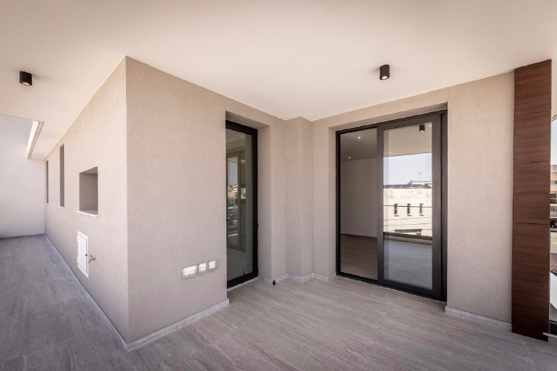 Brand new 2-bed apartment with large veranda in central Larnaca photo 5