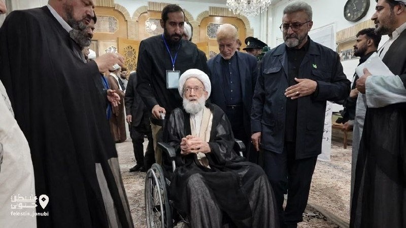کانال مشرق: 📸حضور شیخ عیسی قاسم، رهبر شیعیان بحرین در مراسم چهلمین روز از تشییع و تدفین پیکر رهبر شهید انقلاب@mashreghnews_channel