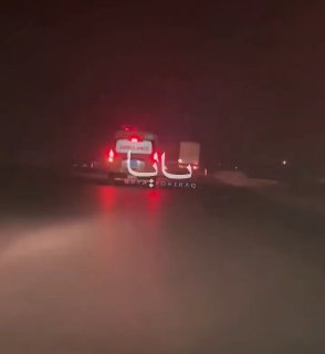 שעה לאחר ההתקפה הקרקעית על מפקדת הקבוצות הבדלניות, מספר לא מבוטל של אמבולנסים ממשיכים להישלח למשרדי הקבוצות…