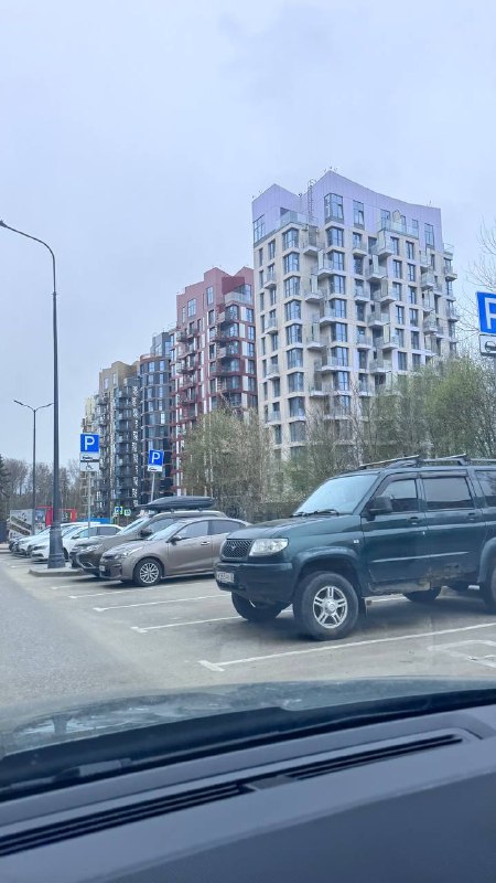 Сегодня был выезд на стройку к заказчикам в ЖК RDD Russian Design District . Ребята сами реализуют проект и сейчас нужна помощь в подборе цвета для... - изображение 1 - выезд, заказала, много