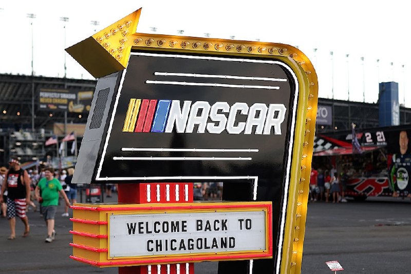 Редакция заметила, что возвращение NASCAR в Chicagoland Speedway стало настоящим