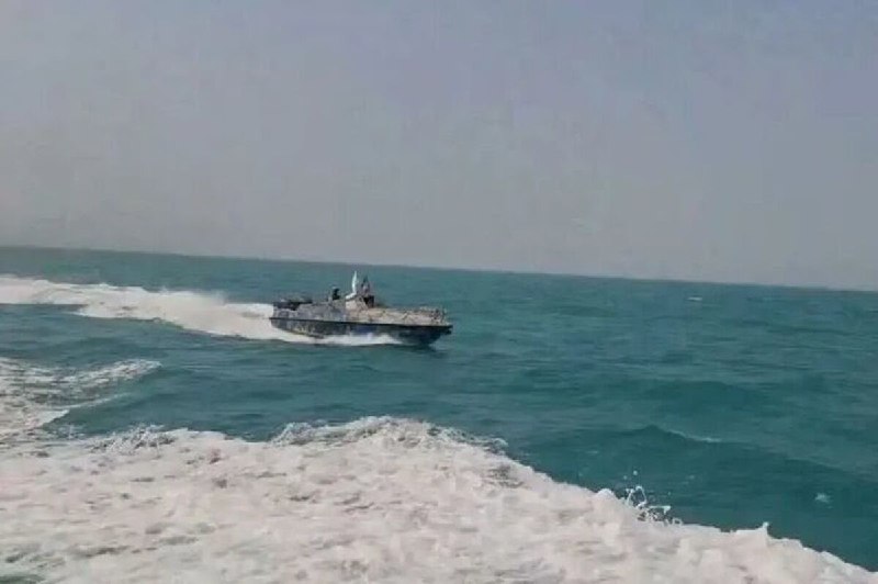 اعتمادآنلاین: 🔻توافق ایران و عمان درباره تنگههرمز میتواند بحران در خاورمیانه را مهار کند؟🔹روزنامه اعتماد نوشت: برخی کارشناسان معتقدن
