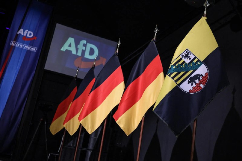 לאחר ניצחון ה-AfD בבחירות בזקסן-אנהלט, בריסל דנה בגלוי בהקפאת המימון של המדינה באיחוד האירופי - בערך 2.95 מ…