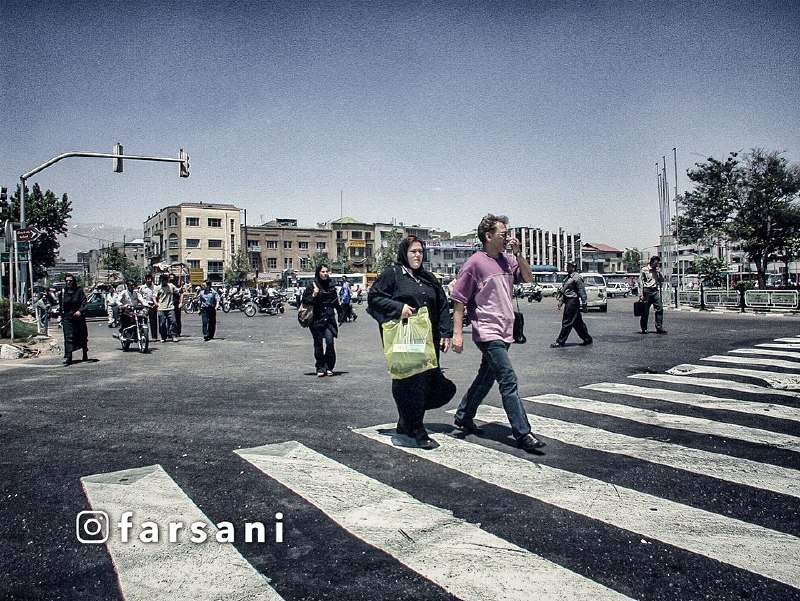 تهرونیا: میدان توپخانه؛ تهران تیر ۸۱@tehroniaمیدان توپخانه؛ تهران تیر ۸۱@tehronia