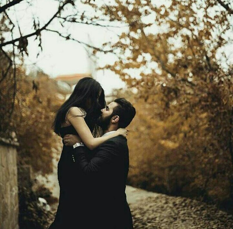 Land of Love: ‌‌ مرا ببوسبه رسم زیارت ...آتش هیچ خورشیدی چون جرقه لب هایت یخ قلب مرا آب نخواهد کرد ...#معصومه_قنبری‌