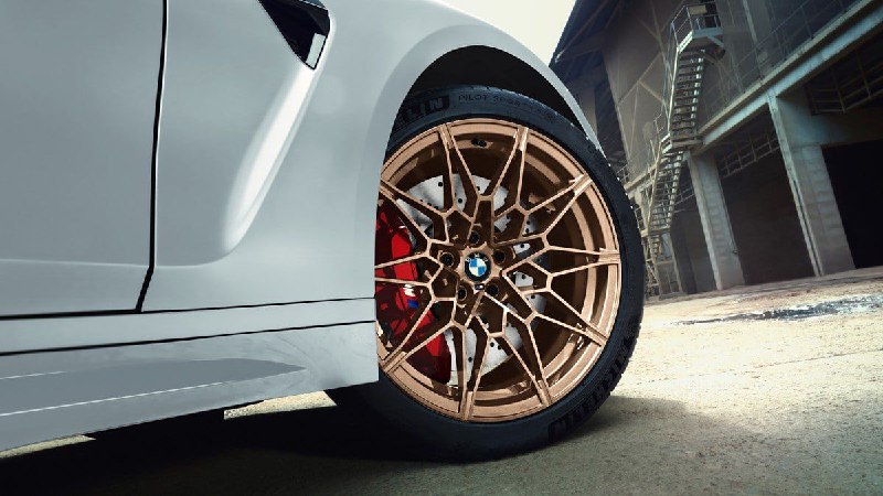 BMW лишит M3 «механики» — готова финальная партия из 150 седанов для Японии 2