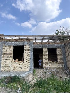 Abdurahmonov, shell, 0.8 sotix, 3 rooms, in shell condition. Variant available.