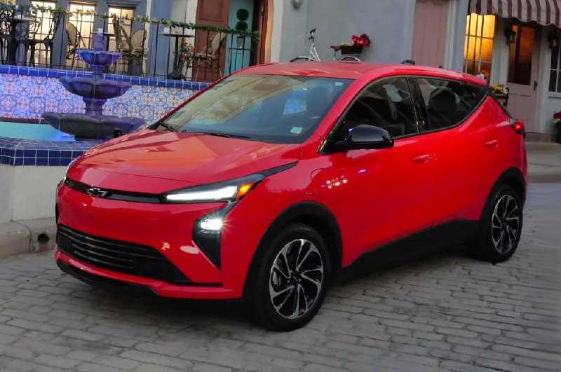 Компания Chevrolet показала обновлённый Bolt