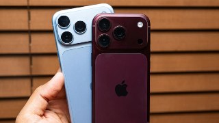 В сети появились обзоры iPhone 18 Pro и Pro MaxЖурналисты единогласно называют устройства отличными, но отмечают, что радикальных изменений по сравнению с предыдущими моделями почти нет.Больше всего хвалят переменную диафрагму в основной камере. Снимки в т