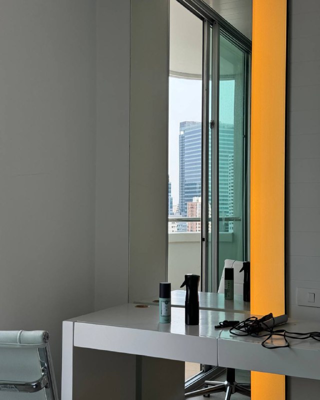 Вчера закончила монтировать видео с укладкой на парике как у Сабрины Карпентер. Так что скоро выложу его в запрещенной соц сети. Прямо сейчас снимаю еще один reels с укладкой другой звезды, а точнее звезд. Как думаете кто это может быть? Подсказка, я делаю укладку на своих натуральных волосах🙌🏻Вчера закончила монтировать видео с укладкой на парике как у Сабрины Карпентер. Так что скоро выложу его в запрещенной соц сети. Прямо сейчас снимаю еще один reels с укладкой другой звезды, а точнее звезд. Как думаете кто это может быть? Подсказка, я делаю укладку на своих натуральных волосах🙌🏻