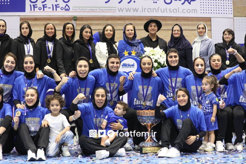 Footfem.ir: وضعیت فوتسال زنان استقلال هم پیچیدهاست!تیمی که سال گذشته سه هفته پیش از پایان فصل قهرمانیاش قطعی شده بود، شنیده میشود