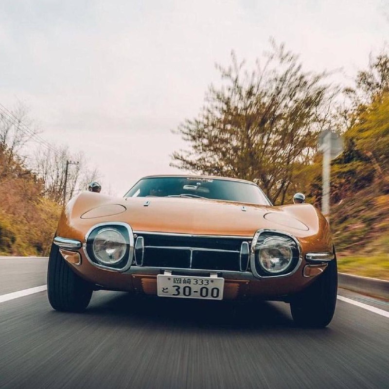 Toyota 2000GT 2