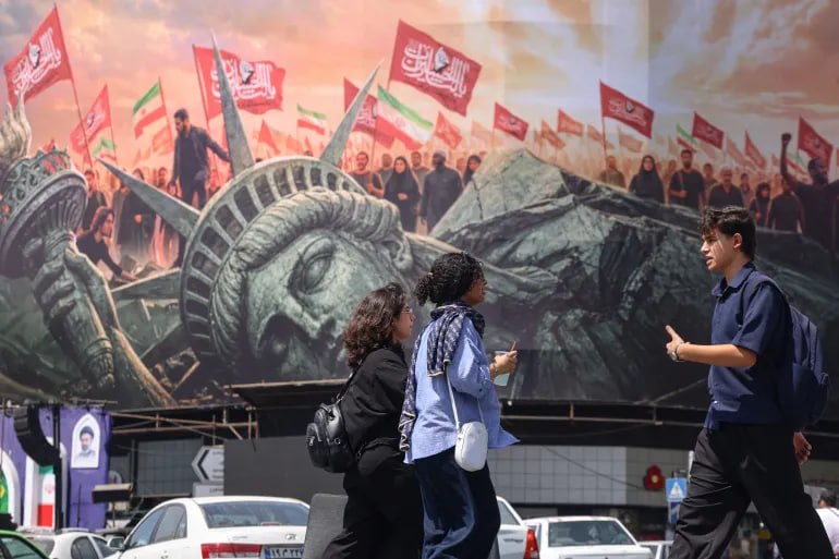 اکوایران: 📝 قوانین بازی تازه تهران و واشنگتن؛ چرا جنگ تغییر لحن داد؟▫️به گزارش اکوایران، جمهوری اسلامی ایران اعلام کرده که در روزه