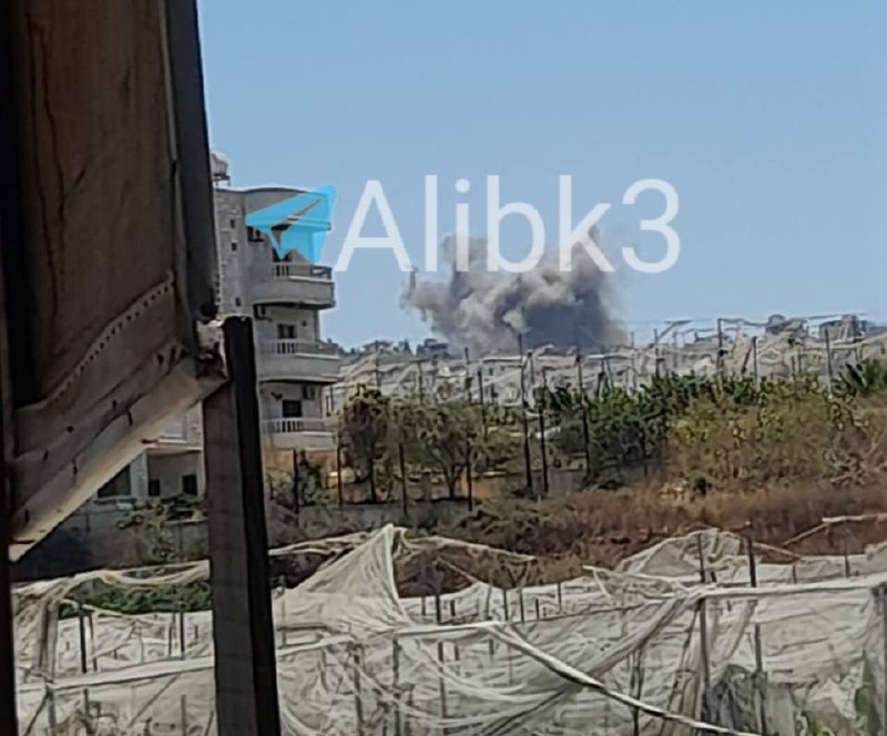 פשיטה של שבויים ישראלים מכוונת לצבא לבנון בדרום לבנון, ופצעה 2 חיילים כאגרה ראשונית