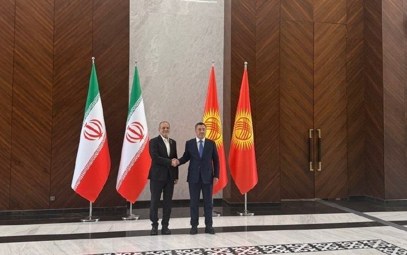 دیده بان ایران: 🔴 دیدار روسای‌جمهور ایران و قرقیزستان در حاشیۀ اجلاس شانگهای🔹️ پزشکیان و جباروف در این دیدار، ضمن بررسی آخرین تحولات و ر