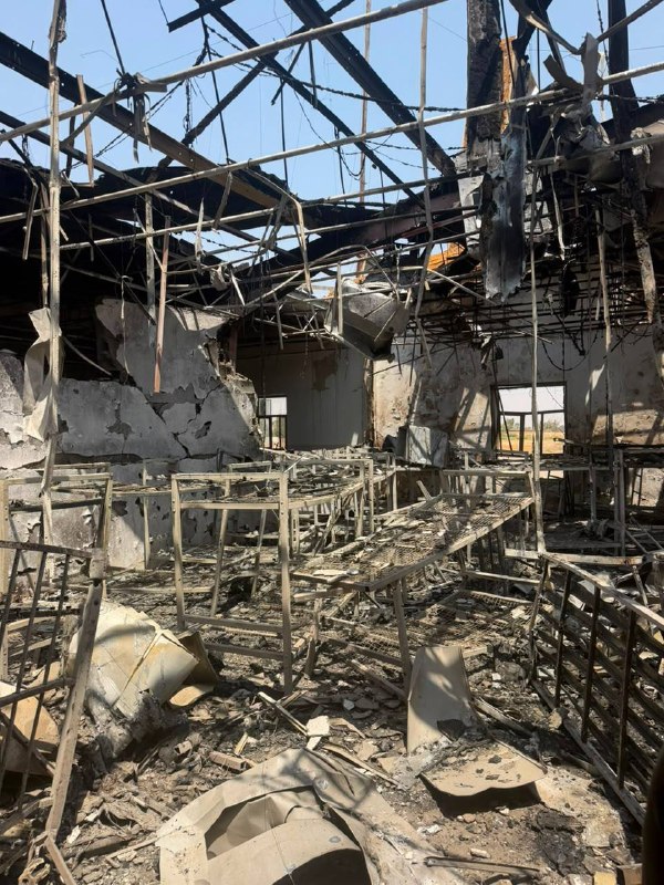 כל יד המושטת לתהלוכות האבל אינה מכבה את האור, אלא חושפת את שנאתו ואימפוטנציה.