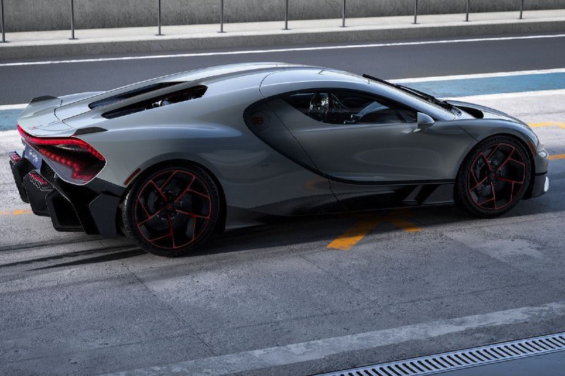 Покраска гиперкара Bugatti Tourbillon стоит 360 тысяч долларов 3