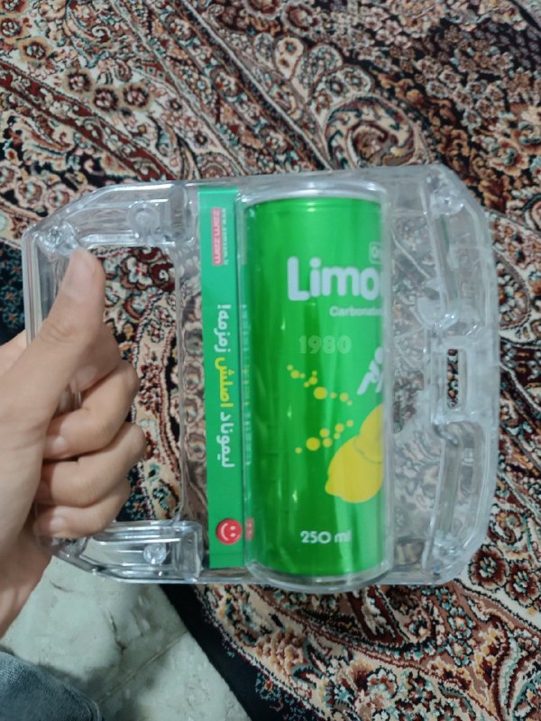 اخبار جنگ | خبر ایران: ⚪️جدیدا مد شده تو دستگیره های مترو مواد خوراکی میذارن؛ یه هموطنمون اومده دستگیره مترو رو دزدیده با خودش آورده خونه😂😂💢 @B