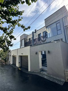 Egiz uylar sotiladi