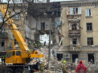 В Одессе в результате ночной атаки беспилотников пострадали более 20 человек, еще трое числятся пропавшими без вести; 43 дома и свыше 100 квартир получили повреждения — местные власти