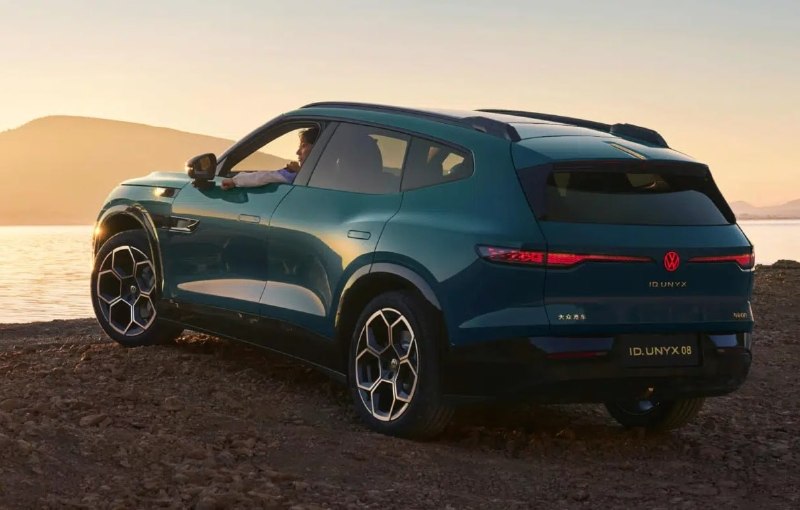 Volkswagen выпустил 5-метровый электрокроссовер 3