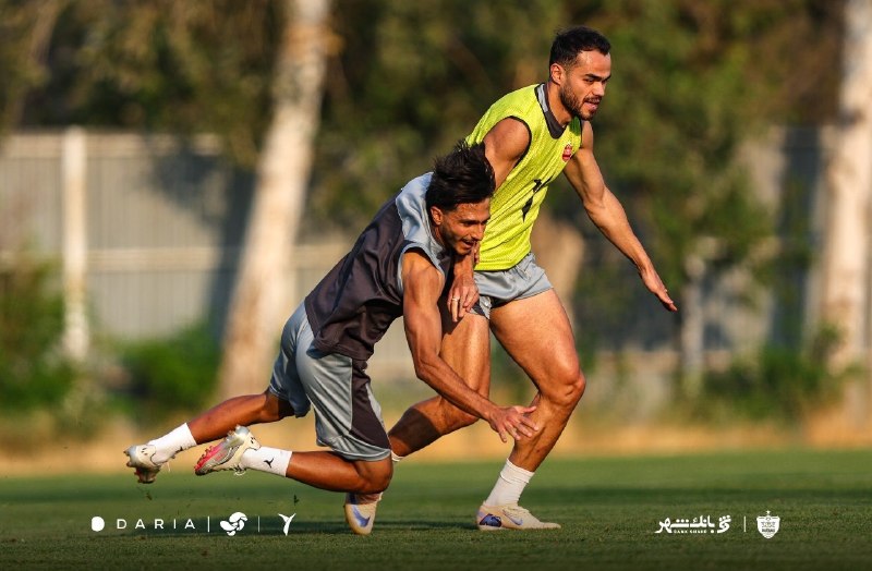 Varzeshland: حضور اورونوف در تمرین امروز پرسپولیس
