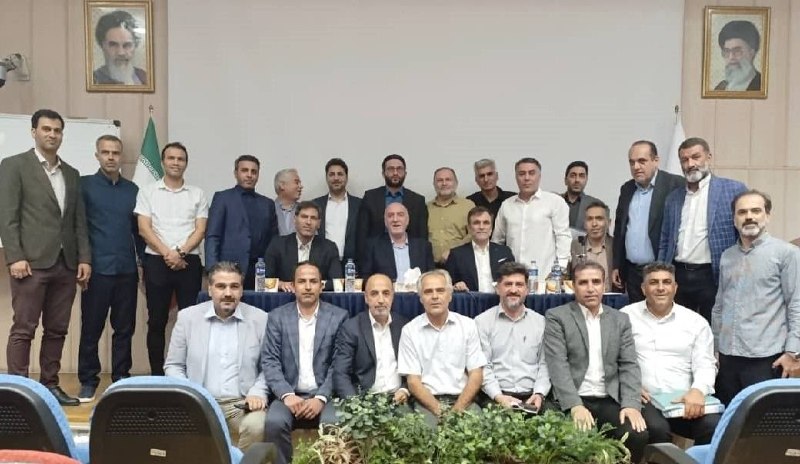 اخبار ورزش و جوانان استان تهران: 🔹نشست مشترک اداره کل ورزش و جوانان و هیات فوتبال استان تهراننشست مشترک حبیب ستوده نژاد مدیرکل ورزش و جوانان استان تهران