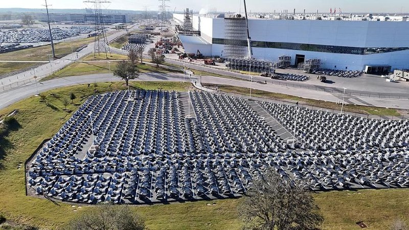 Tesla приостановила производство пикапа Cybertruck 2