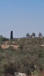 דחפורים של מתנחלים מתחילים בפעולות דחפור וחבלה על אדמות חקלאים בעיירה נעלין, מערבית לרמאללה.