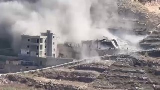 The occupation planes bombed a house between the towns of Hadda and Haris, south of Lebanon