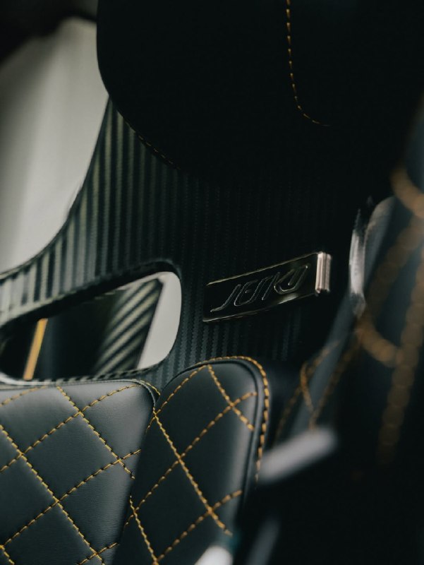 Koenigsegg Jesko 7