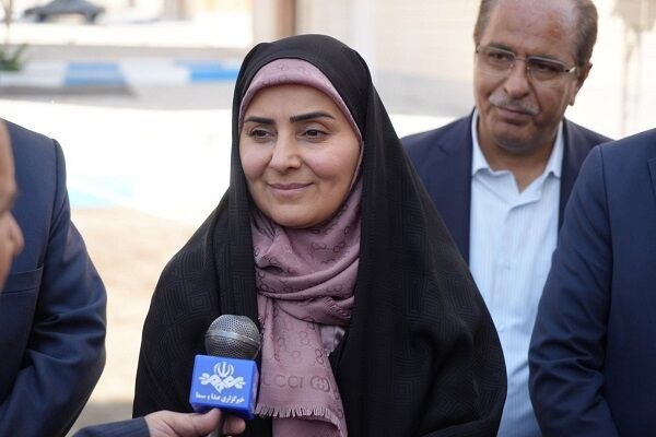 🇮🇷پایگاه اطلاع‌رسانی دولت ـ پاد: 🔺بازدید وزیر راه و شهرسازی از پروژه چهارخطه محور نهاوند ـ آورزمان ـ ملایر 🔹فرزانه صادق، وزیر راه و شهرسازی، امروز سه شنب