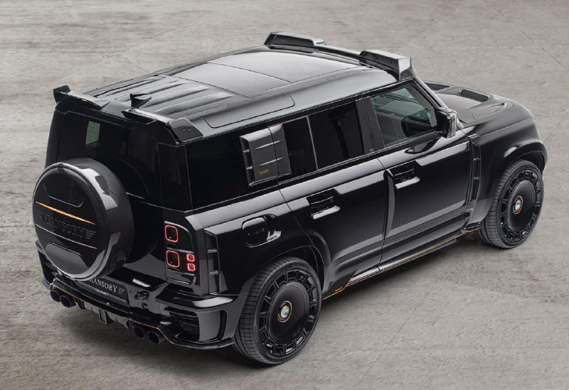 Тюнинг-ателье Mansory доработало Land Rover Defender 2
