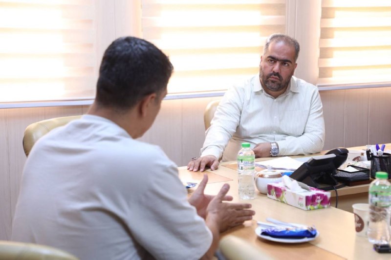 خشتِ١٧: رسانه پست