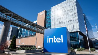 英特尔推进收购SambaNova计划，加速人工智能业务扩张Intel pursues SambaNova acquisition amid AI expansion plans (finance.yahoo.com)12-15via Buzzing