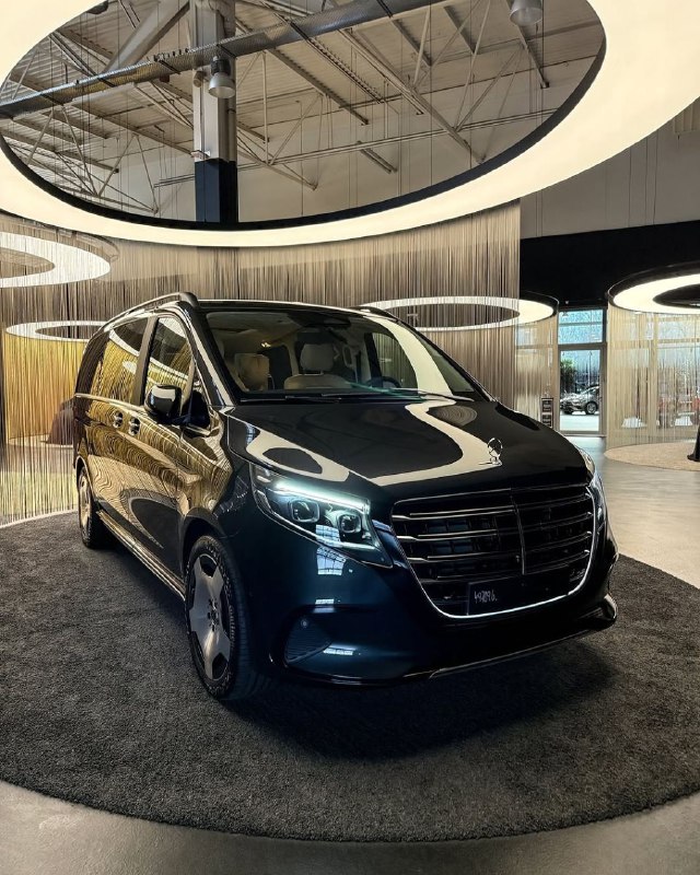 New Mercedes-Benz V300d 5