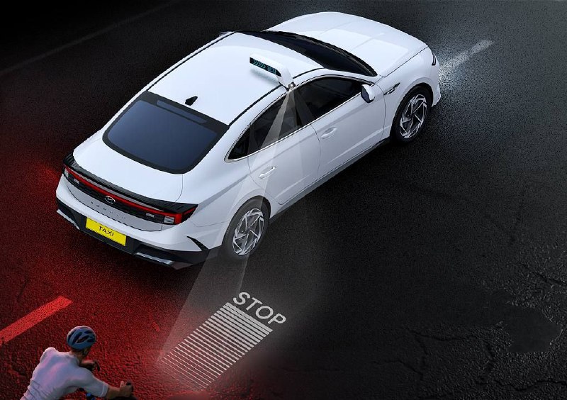 Hyundai представил новую версию седана Sonata для такси 5